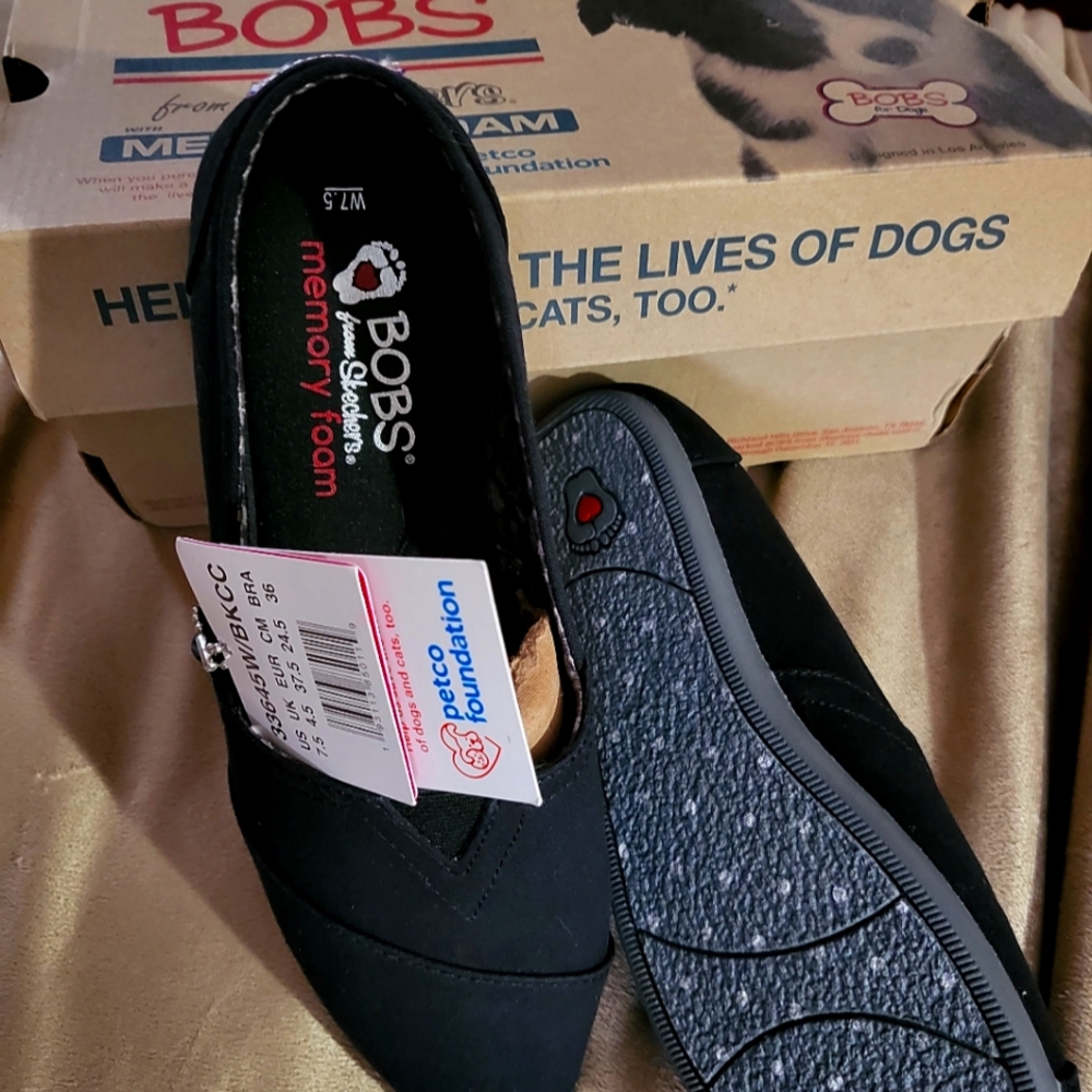 Bob's brand new with tags and box size 7.5